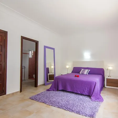Villa Comes Chalet