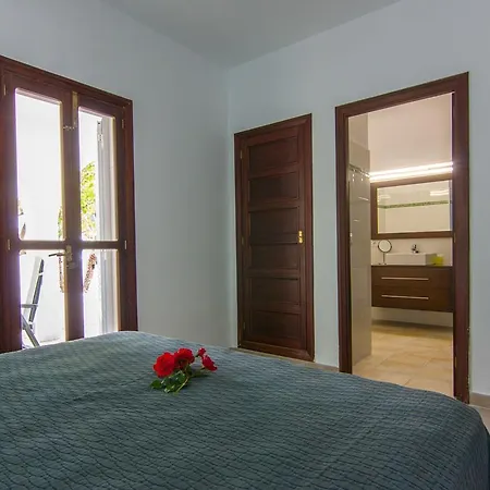 Villa Comes Chalet